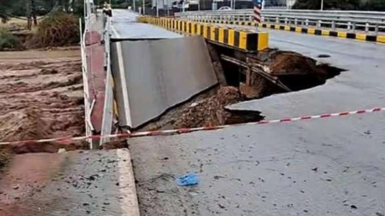 Κακοκαιρία Daniel: Στο Yπουργείο Υποδομών και Μεταφορών ο σχεδιασμός και η ανάθεση κατεπειγόντων μέτρων αποκατάστασης