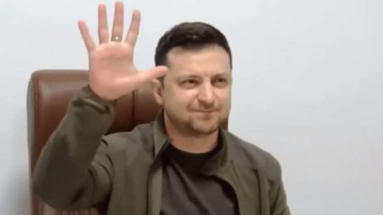 Νέο μήνυμα Ζελένσκι: "Στηρίξτε μας - Αν πέσει η Ουκρανία, θα πέσει όλη η Ευρώπη" [Βίντεο]