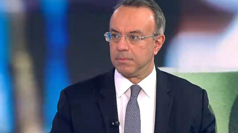 Σταϊκούρας: Στους λογαριασμούς έως τις 15 Ιουλίου τα χρήματα από το Power Pass