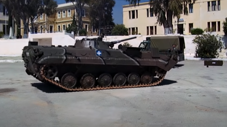 Τηλεφωνική επικοινωνία Παναγιωτόπουλου - Λάμπρεχτ: Ταυτόχρονη η αντικατάσταση των BMP-1 από τα γερμανικά Marder