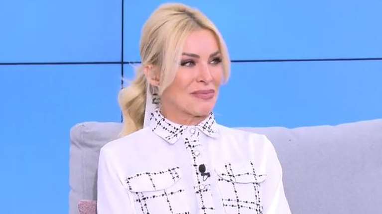 Ξέσπασε σε κλάματα η Κατερίνα Καινούργιου για την Super Κική [βίντεο]