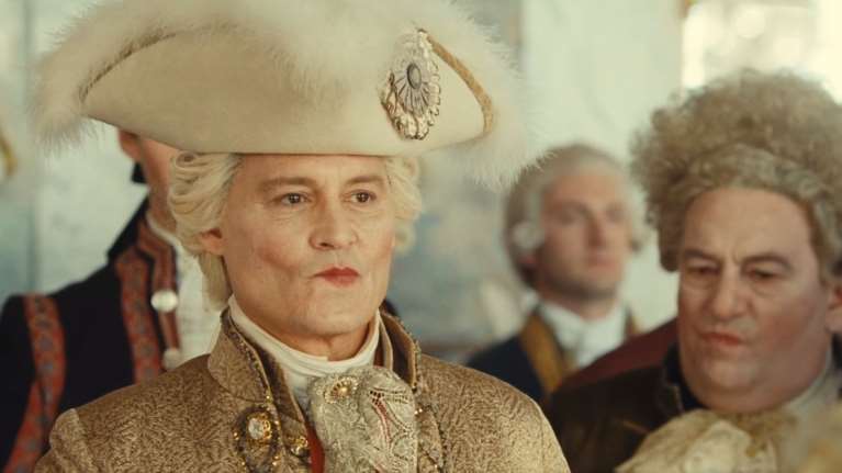 Τζόνι Ντεπ: Το μεγάλο comeback στο Φεστιβάλ των Καννών - Ποια είναι η γυναίκα που τον ξαναβάζει στην πρώτη γραμμή