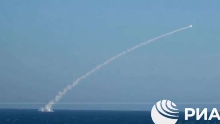 Ρωσία: Εκτόξευσε πύραυλο Kalibr από πυρηνικό υποβρύχιο στη Θάλασσα του Μπάρεντς - [βίντεο]