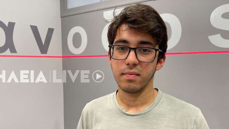 Πανελλήνιες 2022: Ο Δημήτρης Κωνσταντόπουλος, ο μαθητής που αρίστευσε στην Ηλεία -Συγκέντρωσε 19.325 μόρια