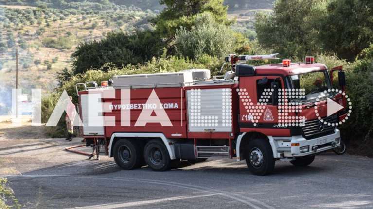 Φωτιά στην Ηλεία: Παρασύρθηκε αστυνομικός από πυροσβεστικό όχημα