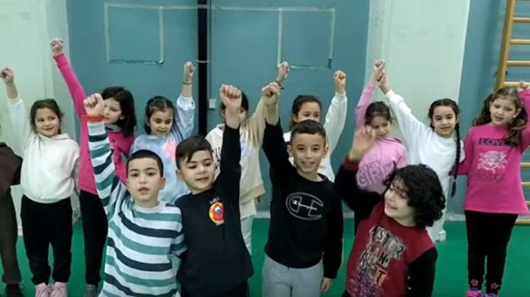 "Οχι Αλλη Βία" (για σένα Αλκη): Το βίντεο των μαθητών του διαπολιτισμικού σχολείου Κορδελιού