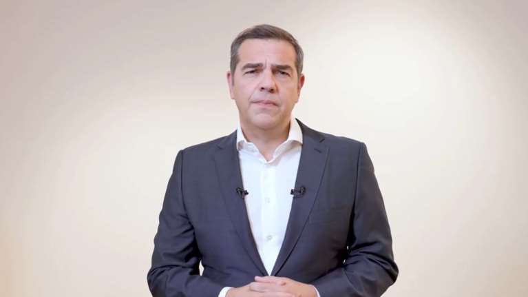 Ο Αλέξης Τσίπρας παραιτήθηκε από βουλευτής: "Είμαι αποφασισμένος να συναντηθώ με τις ανάγκες των πολλών"
