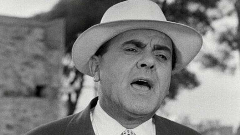 Πενήντα χρόνια χωρίς τον γίγαντα της κωμωδίας Βασίλη Αυλωνίτη