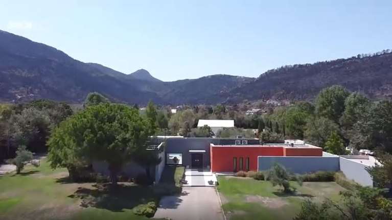 GNTM: Πύρινος εφιάλτης για το σπίτι του ριάλιτι - Απομακρύνθηκαν εσπευσμένα τα μοντέλα [Βίντεο]