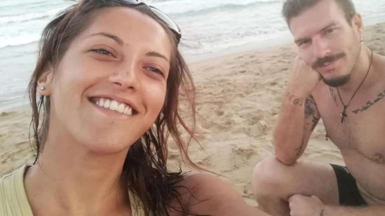 Τέσσερις αστυνομικοί φρουρούν στο Τζάνειο τον δολοφόνο της Κυριακής - Τον παρακολουθούν διαρκώς από το τζάμι