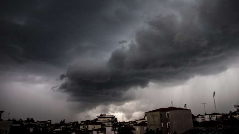 Πρόγνωση Τσατραφύλλια: Έρχονται δύο φθινοπωρινές κακοκαιρίες τις επόμενες ημέρες - Πότε και πού θα χτυπήσουν