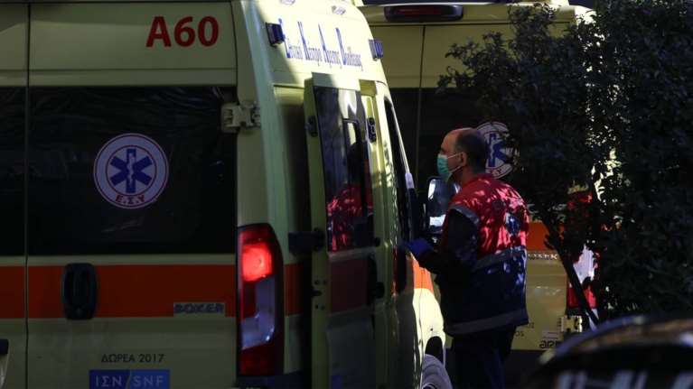 Θεσσαλονίκη: Νεκρός σε τροχαίο 44χρονος μοτοσικλετιστής - Συγκρούστηκε με ΙΧ που οδηγούσε 21χρονη