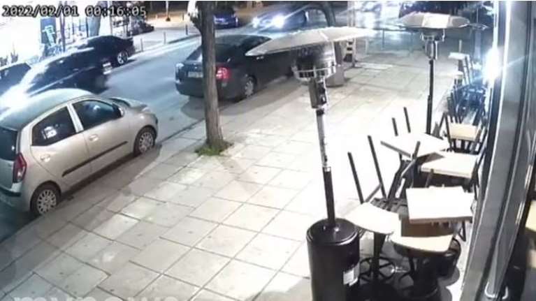 Δολοφονία Άλκη: Νέο βίντεο ντοκουμέντο με τα αυτοκίνητα των δραστών πριν την επίθεση [βίντεο]