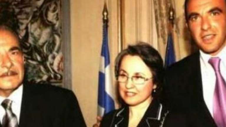 Νίκος Αλιάγας: Το δύσκολο χειρουργείο που αποκαλύπτει η μητέρα του Χαρούλα - Η άγνωστη ζωή του παρουσιαστή [Εικόνες]