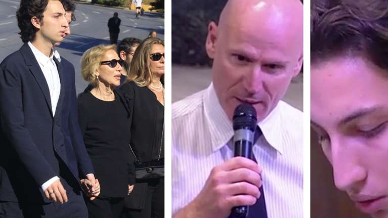 Σαββόπουλος: Λύγισαν ο γιος και ο εγγονός του -  "Είχε δύο ζωές, μια πνευματική και μια σταθερή" - "Ένιωθα από μικρός έναν κόμπο στο λαιμό"