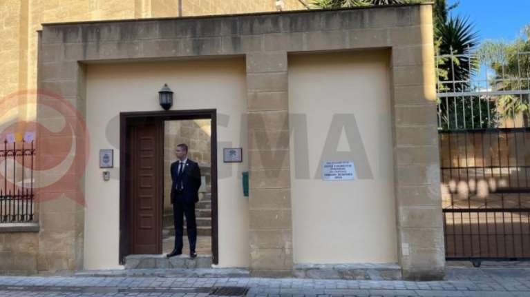 Στην Κύπρο ο Πάπας Φραγκίσκος: Απο το δωμάτιό του θα έχει θέα στα κατεχόμενα...και όχι τυχαία