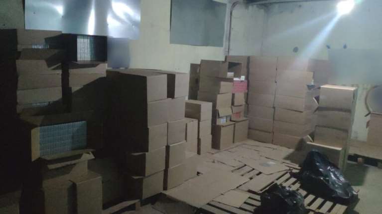 ΑΑΔΕ: Εντοπίστηκαν εννέα κοντέινερ με 98 εκατομμύρια λαθραία τσιγάρα στον Πειραιά