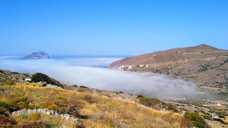 Το σπάνιο καιρικό φαινόμενο που εξαφάνισε…την Αμοργό!