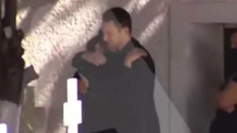 Γλυκά Νερά: Ο διάλογος των αστυνομικών με τον πιλότο στην Αλόννησο - &quot;Κλείσε το κινητό και μην κάνεις σκηνές&quot;