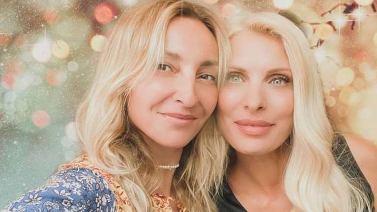 Ρούλα Ρέβη: Φωτογραφίζει την Ελένη Μενεγάκη για νέο project... &quot;Coming soon&quot;