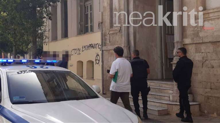 Κρήτη: Δεν έπεισε τους δικαστές ο 46χρονος για τον βιασμό της 13χρονης θετής του κόρης- Προσωρινά κρατούμενος