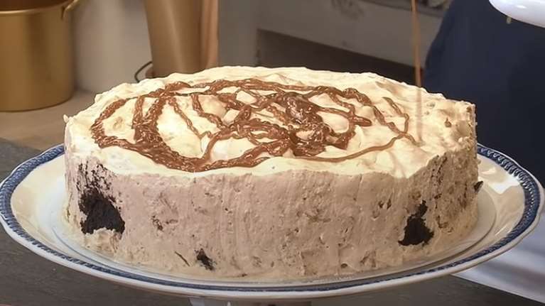 Γιαουρτογλυκό με μπισκότα σε 5 λεπτά - Καταπληκτική συνταγή με παραλλαγές και μυστικά