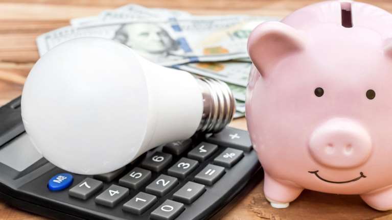 Πώς θα γίνει η επιδότηση του ηλεκτρικού ρεύματος τον Ιούνιο - Κλειδώνει η παράταση της επιδότησης του πετρελαίου κίνησης