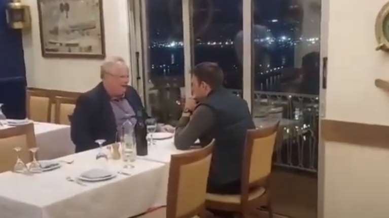 ΣΥΡΙΖΑ: Δείπνο Κασσελάκη με Κοτζιά σε ψαροταβέρνα στην Καστέλλα - Πρώτο τετ α τετ μετά την επιστολή [βίντεο]