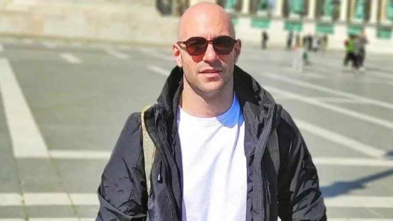 Πέθανε ο 31χρονος αστυνομικός που χτυπήθηκε από ναυτική φωτοβολίδα στου Ρέντη