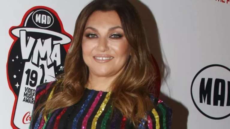 Καίτη Γαρμπή: Δεν μπορώ να φανταστώ τη ζωή μου χωρίς τον Διονύση - Δεν θέλω να τον κοιτάζει καμία [βίντεο]