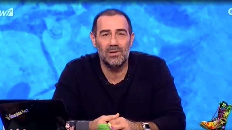 Ξανά με την ΕΣΗΕΑ ασχολήθηκε ο Κανάκης: "Θα έπρεπε να προβληματίζονται γιατί ο κόσμος προτιμάει να ενημερώνεται από μια σατιρική εκπομπή"