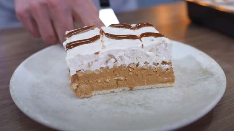 Η απόλυτη... λιχουδιά - Πεντανόστιμο γλυκό με ζαχαρούχο γάλα, μπισκότα και 3 ακόμα υλικά