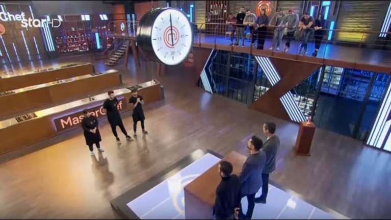 &quot;Βόμβα&quot; στο MasterChef 4: Πρώην παίκτης θα πρωταγωνιστήσει σε &quot;ροζ&quot; ταινία του Σειρηνάκη