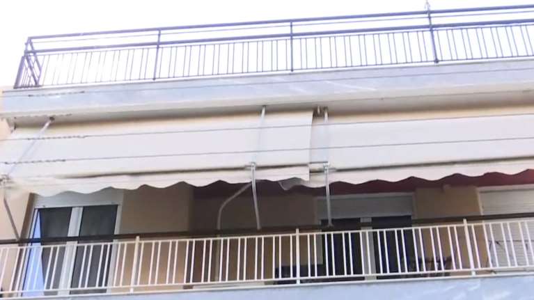 Δολοφονία στο Περιστέρι: Ασφυκτικός ο θάνατος της 17χρονης - Της έκλεισαν στόμα και μύτη - Άφαντος ο σύντροφός της