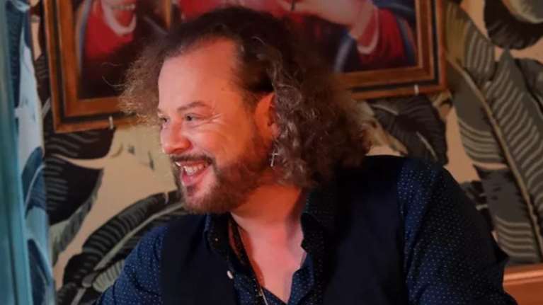 Δάντης για Νταλάρα: Δεν μπορείς να τον αντιμετωπίζεις σαν bimbo από παιχνίδι μόδας [βίντεο]