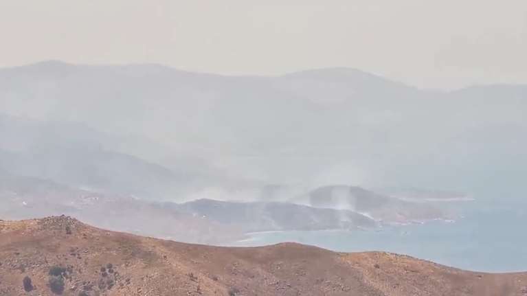 Μεγάλη φωτιά ξέσπασε στη Χίο - Στη μάχη και εναέρια μέσα [βίντεο]