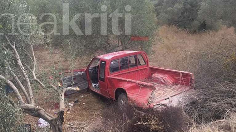 Κρήτη: Πολύτεκνη μητέρα η 53χρονη που έχασε τη ζωή της σε τροχαίο - Είχε πέσει πετρέλαιο από φορτηγό στο οδόστρωμα