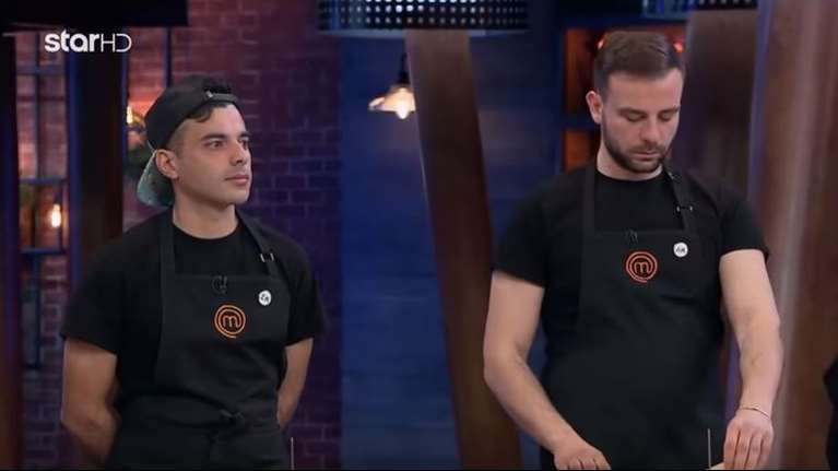 MasterChef: Η μάχη δύο φίλων, η συγκινητική αποχώρηση και τα στοιχήματα στον εξώστη [Βίντεο]