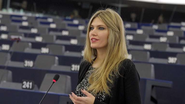 Εύα Καϊλή: Όταν είδε την αστυνομία στο γκαράζ- &quot;Υπέθεσα ότι πρόκειται για τροχαίο&quot;- Περιγράφει τις στιγμές της σύλληψης