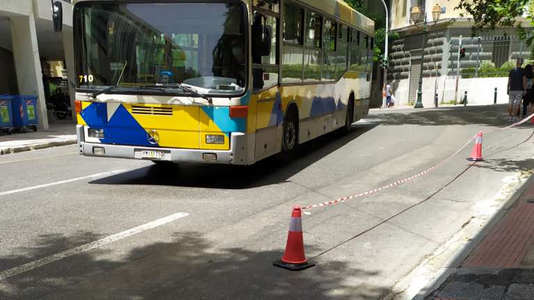 Σοκ: Οδηγός λεωφορείου βρίζει γυναίκα επιβάτη - &quot;Άει στο διάολο χοντρή, πατσαβούρα&quot; [βίντεο]