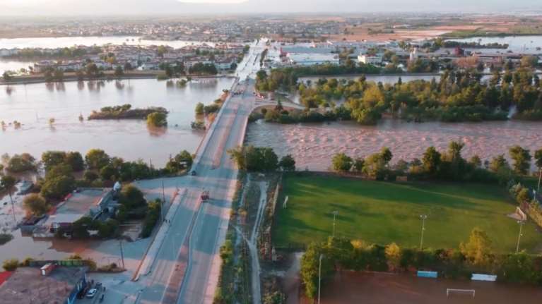 Κακοκαιρία Daniel: Παραθαλάσσιο μέρος η Λάρισα - Ολόκληρες συνοικίες κάτω από νερό, συγκλονιστικές εικόνες από drone [βίντεο]