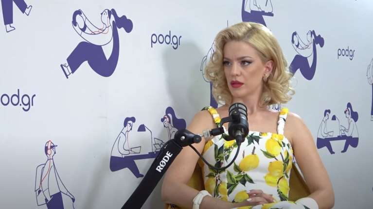 Τραϊάνα Ανανία: Στην 5η ή 6η δημοτικού βίωσα σεξουαλική κακοποίηση από ιερέα εν μέσω εξομολόγησης [βίντεο]