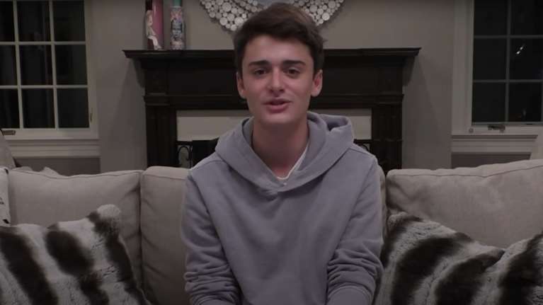 Νόα Σναπ: Ο πρωταγωνιστής του Stranger Things αποκάλυψε ότι είναι γκέι [βίντεο]