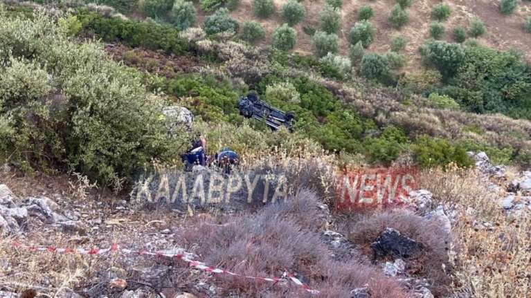 Αχαΐα: Νεκρός 77χρονος επιχειρηματίας - Το αυτοκίνητό του έπεσε σε χαράδρα [εικόνες]