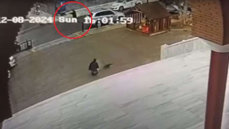 Γλυφάδα: Νέο βίντεο-ντοκουμέντο από την ενέδρα έξω από εκκλησία - Ταυτοποιήθηκαν οι 6 από τους 7 Τούρκους μαφιόζους