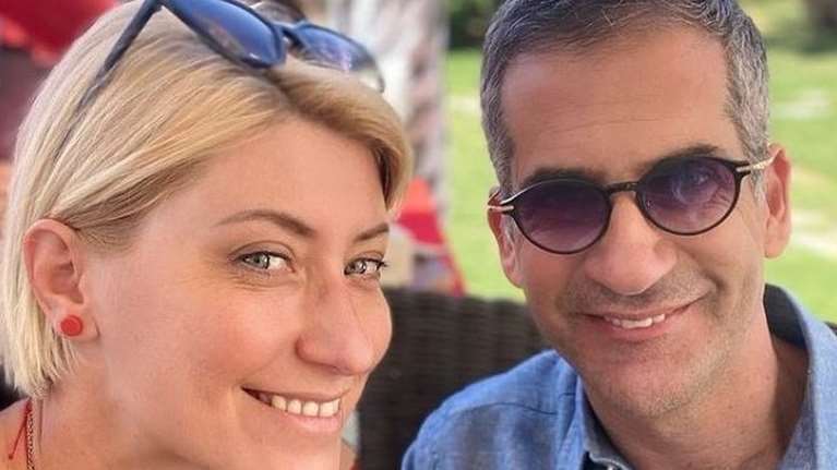 Κώστας Μπακογιάννης: Βόλτα με τον γιο του στο Ζάππειο - Η τρυφερή φωτογραφία που τον σηκώνει στους ώμους του [εικόνες]