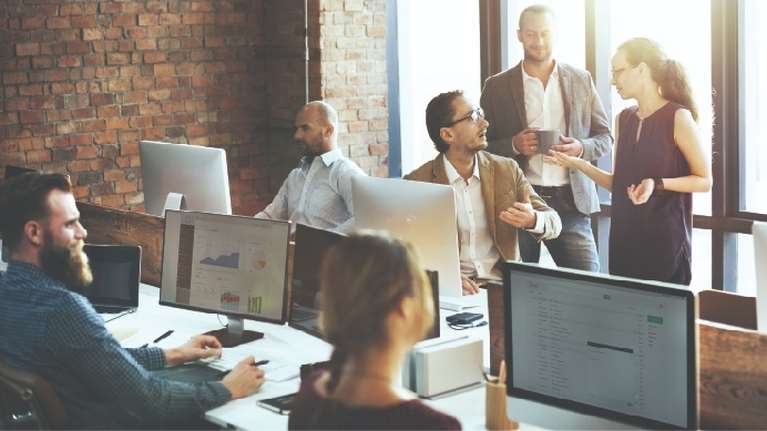 &quot;Επιστροφή στο γραφείο&quot; επιλέγουν οι εργαζόμενοι - Μεγάλη πανελλαδική έρευνα της PULSE RC