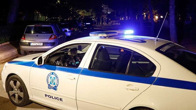 Χειροπέδες σε 23χρονο χούλιγκαν οπαδό - Συμμετείχε σε επιθέσεις στη Νίκαια που είχε μαχαιρωθεί 37χρονος αλλοδαπός