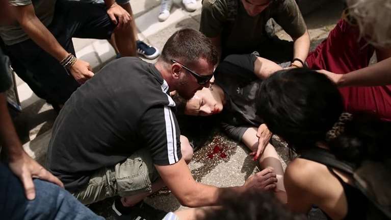 Επεισόδια στο ΑΠΘ: Ο τραυματίας φοιτητής μιλά μέσα από το νοσοκομείο - &quot;Έχω κάτι σαν νάρθηκα στα δόντια γιατί έχουν σπάσει&quot; [Βίντεο]