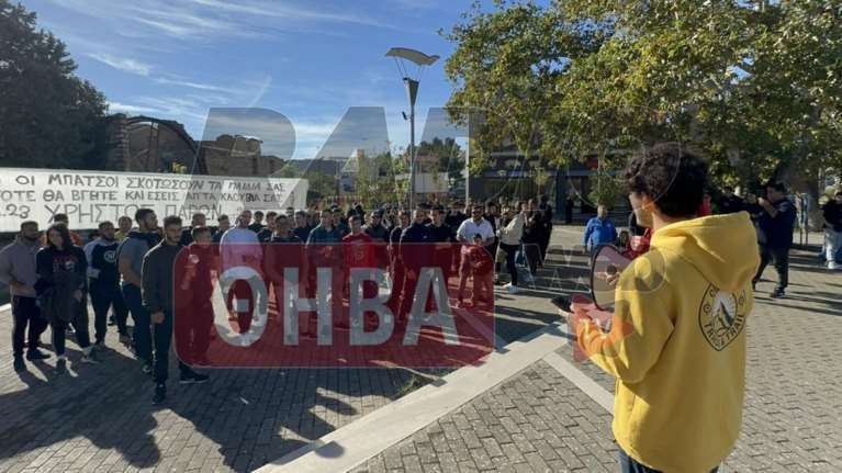Ένταση σε Θήβα και Αλίαρτο για το θάνατο του 17χρονου Ρομά - Διαδηλώσεις και συλλαλητήρια στους δρόμους